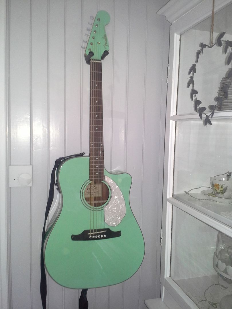 Vurderer stålstrenger, hvilken? *kjøpt* Akustisk Gitar Pickup eller Mic til Akustisk gitar Akustisk Gitar